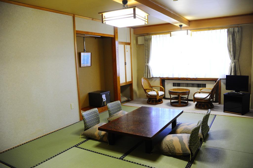 Hotel Azumashiya Kuroishi Zewnętrze zdjęcie